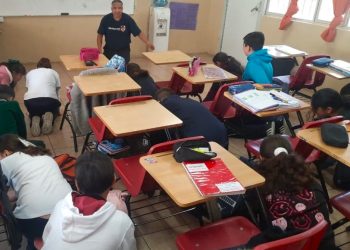 Imparte Protección Civil pláticas de prevención en la escuela Héroes de la Constitución