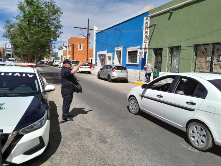 Exhorta Vialidad a tomar precauciones en zona de rehabilitación de fachadas de la Avenida Centenario