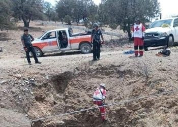 Muere menor de 16 años, tras caer en un tiro de mina en Ocampo