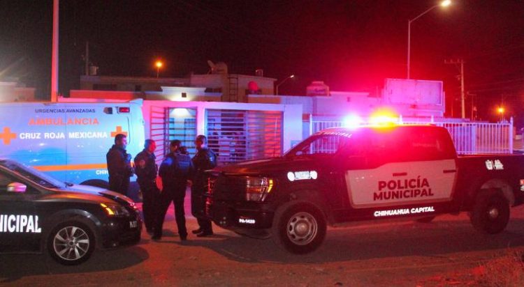 Expadrastro golpea con tubo a joven embarazada en ciudad Chihuahua