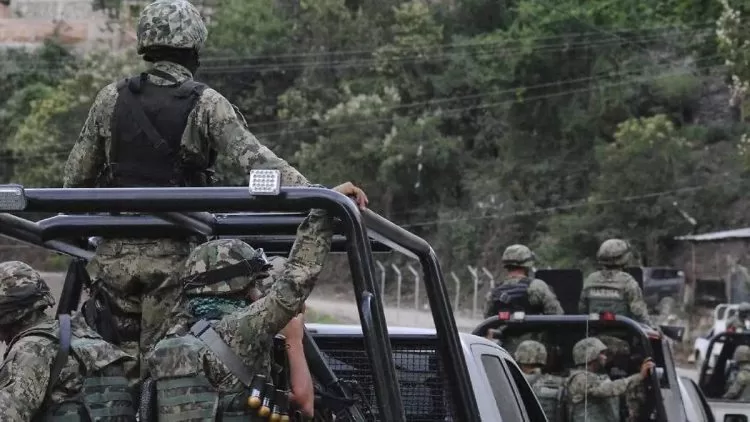 Enfrentamiento armado entre autoridades federales y sicarios en Atascaderos; un lesionado y 2 detenidos
