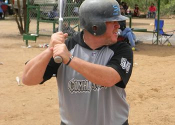Liga Independiente de Softbol vive intensa jornada con duelos de alto poder ofensivo