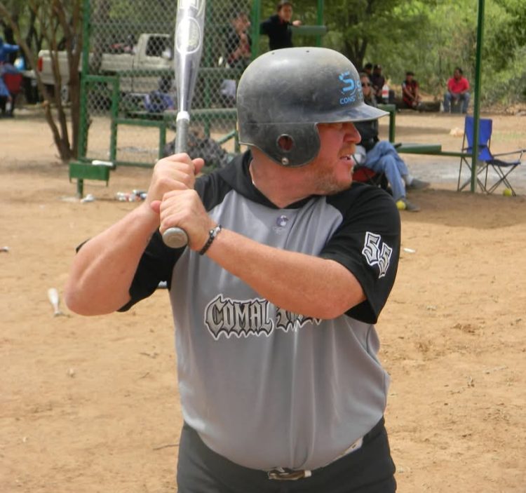 Liga Independiente de Softbol vive intensa jornada con duelos de alto poder ofensivo