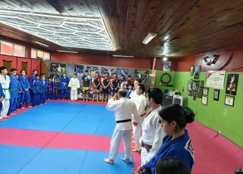 Intensa jornada de aprendizaje sobre el tatami en el Club Judo Kan Parral