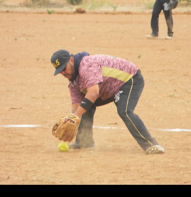 Acción de la segunda jornada de grupos en la Liga de Softbol Independiente