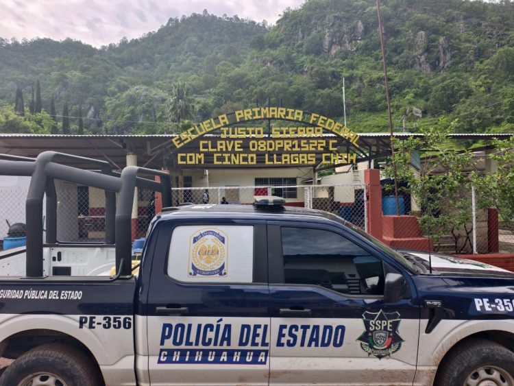 Vuelcan estatales durante patrullajes en la comunidad de Cinco Llagas; no hubo lesionados