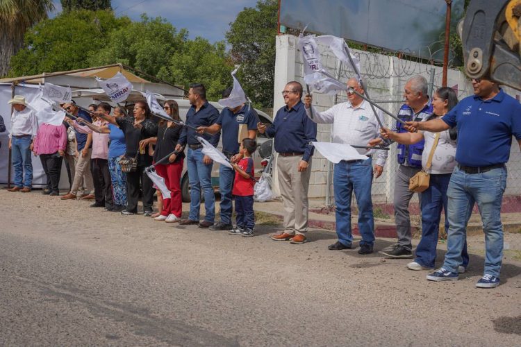 Arranca alcalde Salvador Calderón pavimentación de la calle Pedro de Lille; mejorará 4,503 m² en beneficio de vecinos y comercios