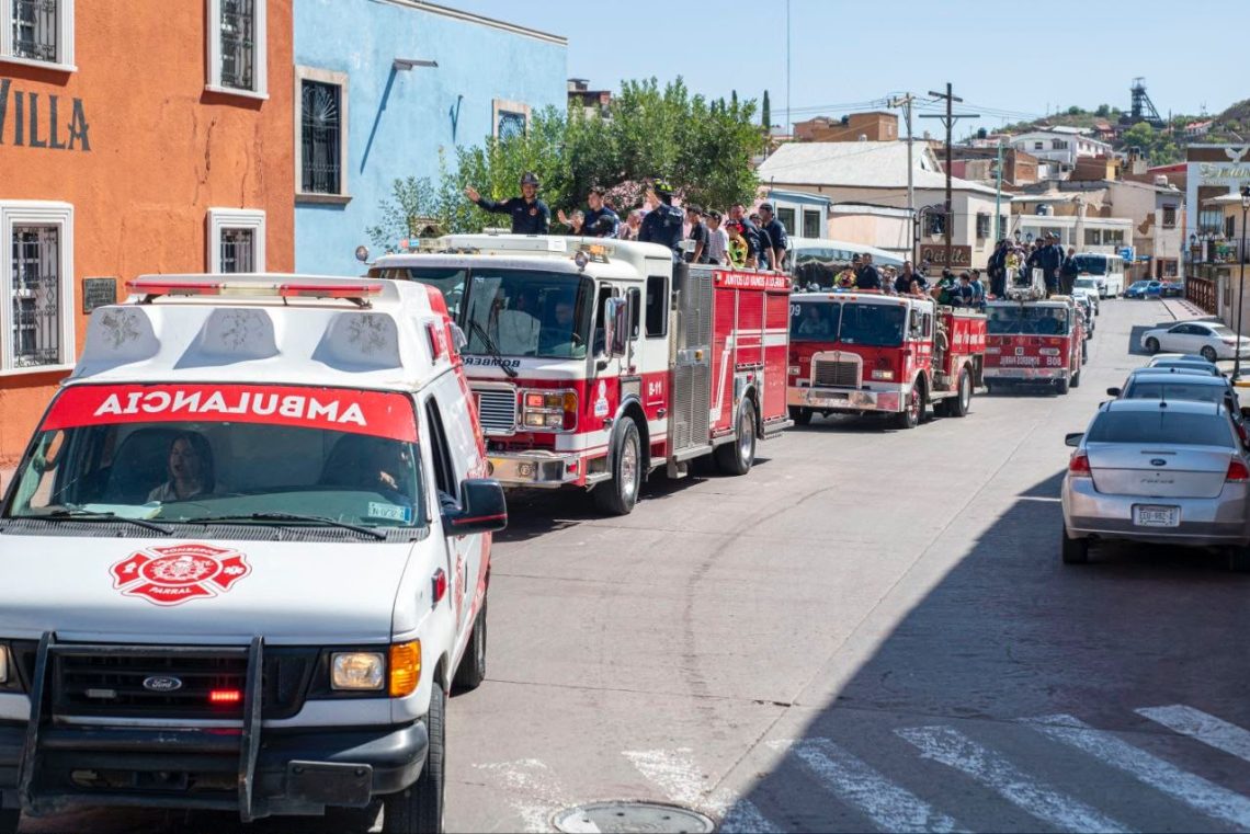 Celebra Gobierno de Parral el Día del Bombero y reconoce el compromiso de quienes sirven a la comunidad