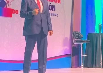 “Las oportunidades no llegan solas, en Parral las estamos construyendo”: Salvador Calderón