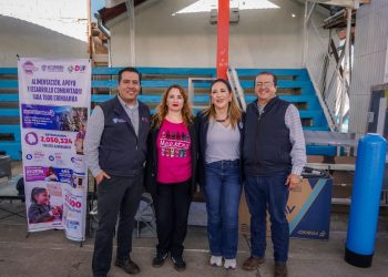 Lleva alcalde Salvador Calderón y Gobierno del Estado equipamiento para desayunos calientes a primaria de Parral